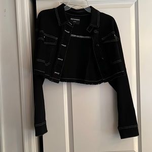 Kittenish MCKENNA CROPPED DENIM
JACKET